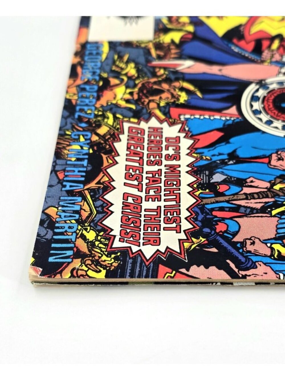 1st Issue WAR OF THE GODS #1 HIGH GRADE DC COMIC BOOK With Posters - Picture 8 of 12